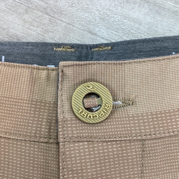 RIP CURL - DECLASSIFIED HYBIRD SHORTS - Picture 7 of 11